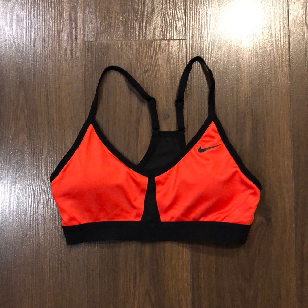 Nike Sports Bra in Red